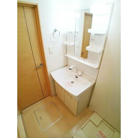 セレーナBの物件内観写真